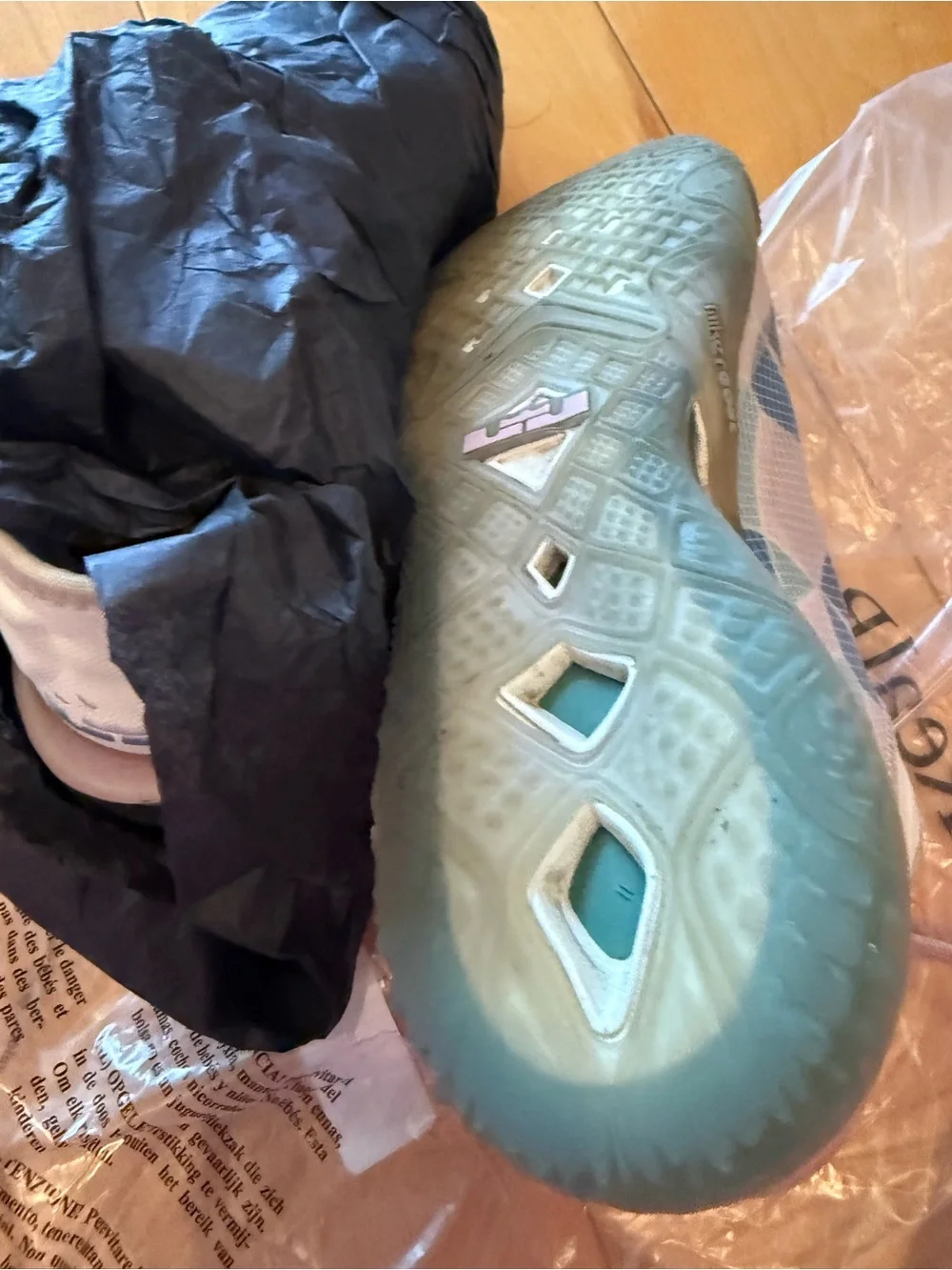 Nike Girls Pastel Pink & Blue Patterned Sneakers